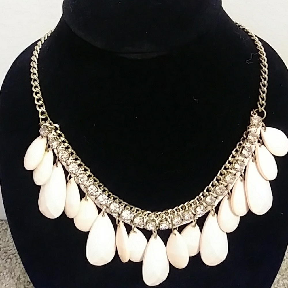 Jewelry - Picture 2 of 2
